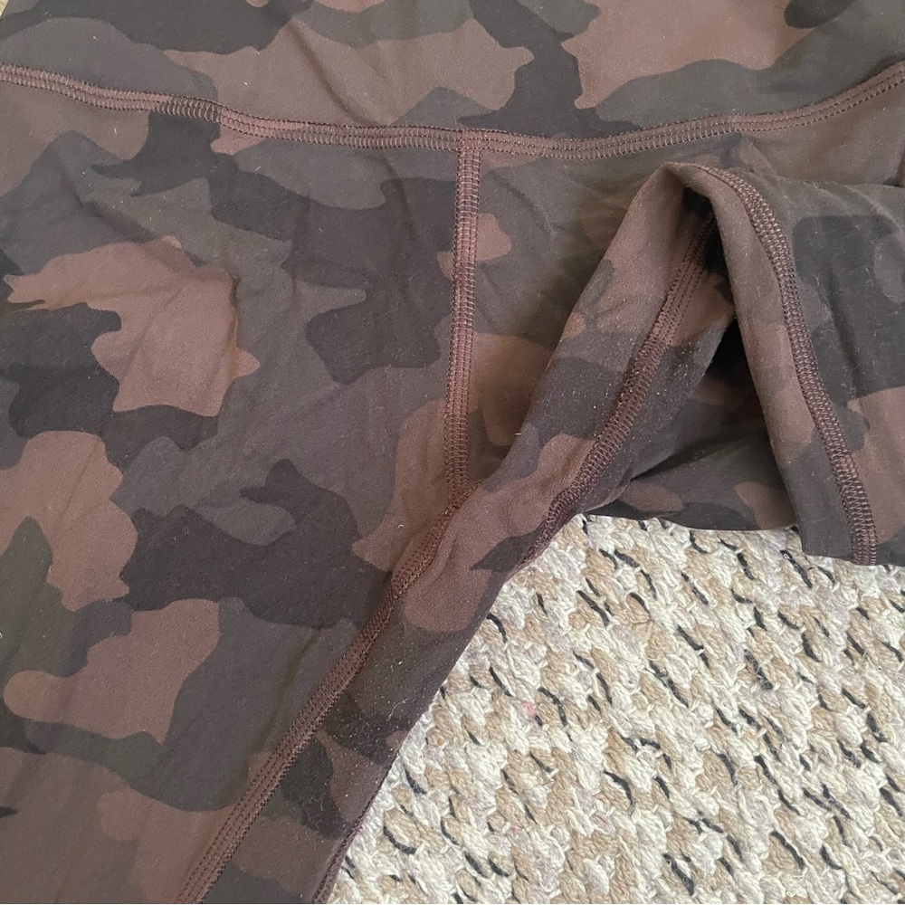 Lululemon align leggings - Picture 2 of 4